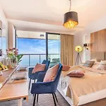 North Apartments, Sunsetview 507