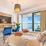 North Apartments, Sunsetview 507